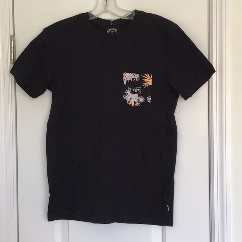Billabong Boys t- shirt NWT